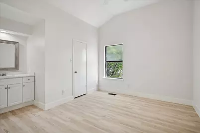 1020 W Hills Terrace, Saginaw, TX 76179 - Photo 16