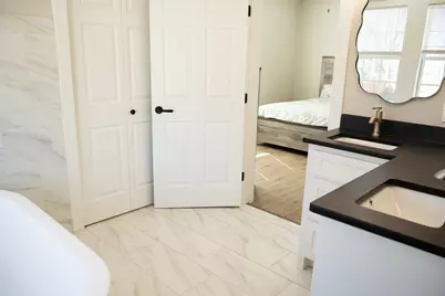 915 N 16th Street, Waco, TX 76707 - Photo 20