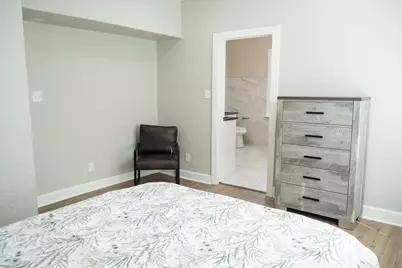 915 N 16th Street, Waco, TX 76707 - Photo 18