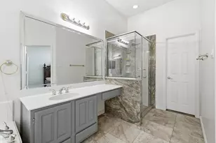 2904 Waterford Dr, Irving, TX 75063 - Photo 14