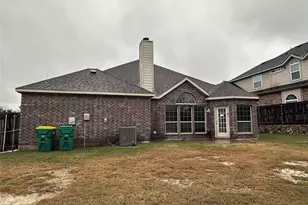 702 Carolyn T Hunt Dr, Cedar Hill, TX 75104 - Photo 20