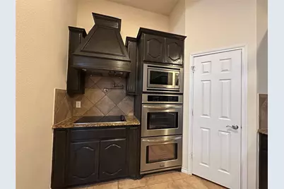 702 Carolyn T Hunt Drive, Cedar Hill, TX 75104 - Photo 12