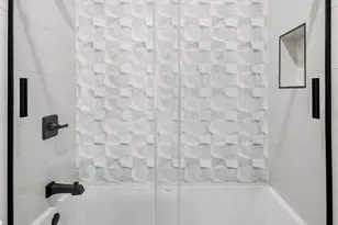 1880 Beaumont St, Dallas, TX 75215 - Photo 26