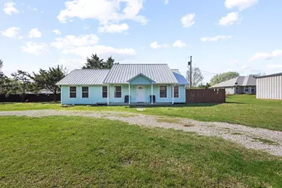 404 Willow Drive, Pottsboro, TX 75076 - Photo 2