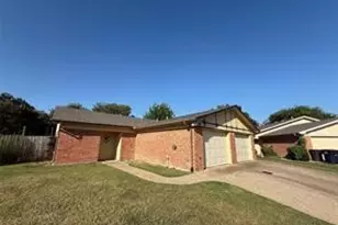 11911 Metmora Ct, Fort Worth, TX 76008 - Photo 2