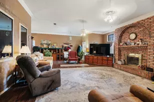 4315 Lakeshore Dr, Reno, TX 75462 - Photo 4