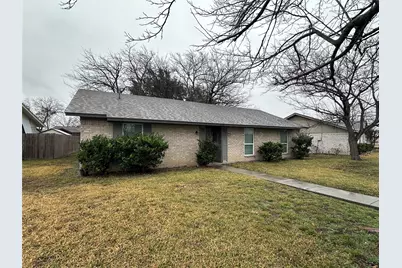 1017 Pleasant Valley Road, Garland, TX 75040 - Photo 2
