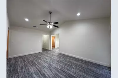 1017 Pleasant Valley Road, Garland, TX 75040 - Photo 8