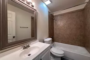 1017 Pleasant Valley Rd, Garland, TX 75040 - Photo 12