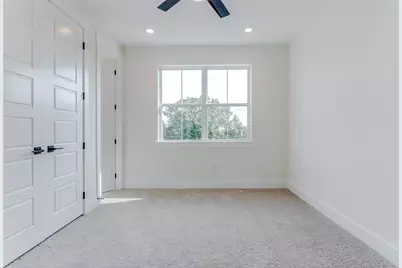 270 Harris Street, Lewisville, TX 75057 - Photo 28