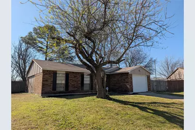 7550 Marlinda Circle, Fort Worth, TX 76140 - Photo 2