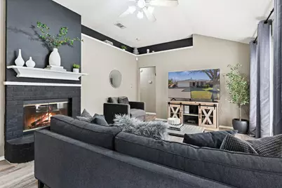 6985 Avington Way, Fort Worth, TX 76133 - Photo 2