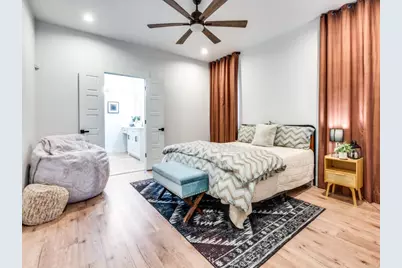 1960 Toronto Street, Dallas, TX 75212 - Photo 14