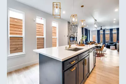 1960 Toronto Street, Dallas, TX 75212 - Photo 6