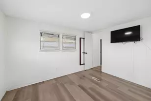 3817 Pecan Valley Ct, Granbury, TX 76048 - Photo 10