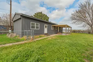 3817 Pecan Valley Ct, Granbury, TX 76048 - Photo 2