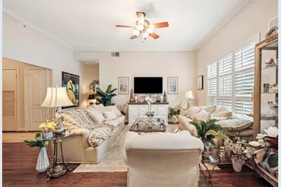 3401 Lee Parkway #102, Dallas, TX 75219 - Photo 4