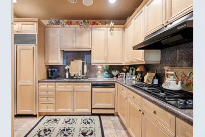 3401 Lee Parkway #102, Dallas, TX 75219 - Photo 14