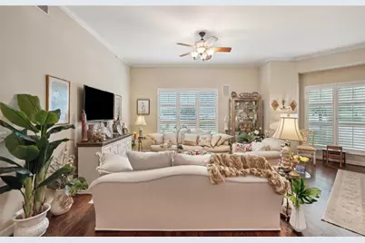 3401 Lee Parkway #102, Dallas, TX 75219 - Photo 2