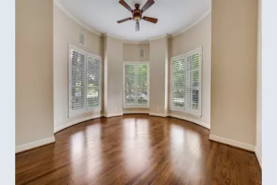 3401 Lee Parkway #102, Dallas, TX 75219 - Photo 10