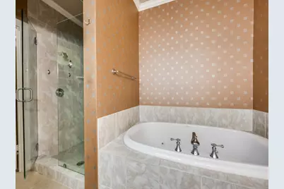 3401 Lee Parkway #102, Dallas, TX 75219 - Photo 14