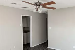 10124 Lone Eagle Dr, Fort Worth, TX 76108 - Photo 4