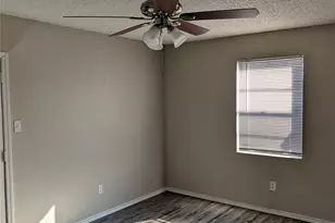 10124 Lone Eagle Dr, Fort Worth, TX 76108 - Photo 6