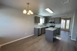 704 Inglewood Trail, DeSoto, TX 75115 - Photo 6