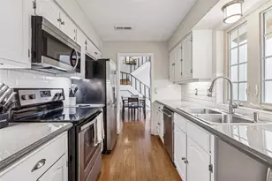 6016 E Mockingbird Ln, Dallas, TX 75206 - Photo 10