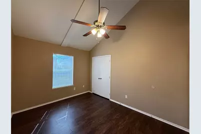 487 Pleasant Meadows Lane, Dallas, TX 75217 - Photo 10