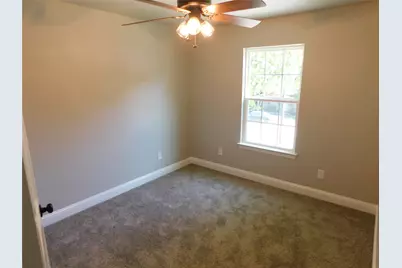 704 E Jefferson Street, Waxahachie, TX 75165 - Photo 18