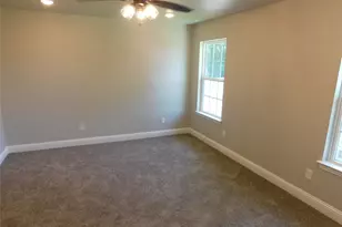 704 E Jefferson St, Waxahachie, TX 75165 - Photo 16