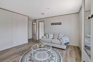 147 Lark Meadow Dr, Runaway Bay, TX 76426 - Photo 16