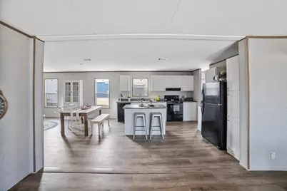 147 Lark Meadow Drive, Runaway Bay, TX 76426 - Photo 6