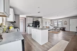 147 Lark Meadow Dr, Runaway Bay, TX 76426 - Photo 12