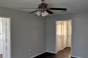 2625 Putnam St, Fort Worth, TX 76112 - Photo 4