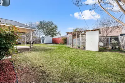 400 Candlestick Trail, Saginaw, TX 76179 - Photo 28