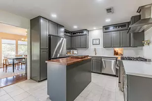 18 Crosslands Rd, Benbrook, TX 76132 - Photo 12