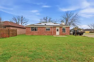 606 W 6th St, Irving, TX 75060 - Photo 20