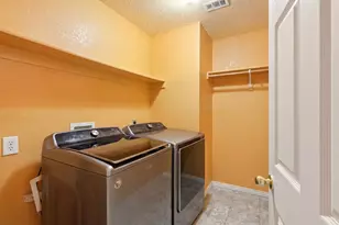 606 W 6th St, Irving, TX 75060 - Photo 14