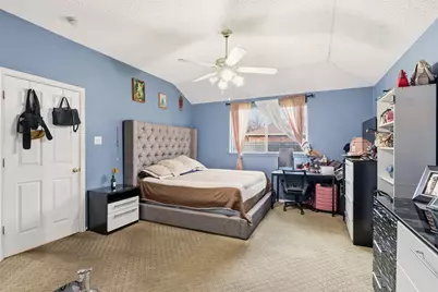 606 W 6th Street, Irving, TX 75060 - Photo 8