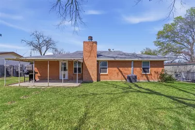 404 Childers Avenue, Benbrook, TX 76126 - Photo 18