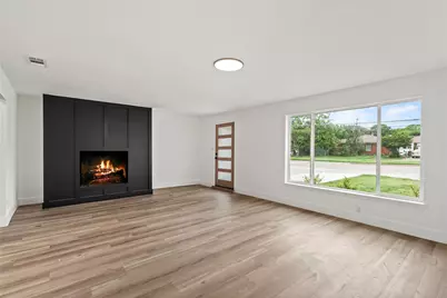 7734 Bruton Road, Dallas, TX 75217 - Photo 2