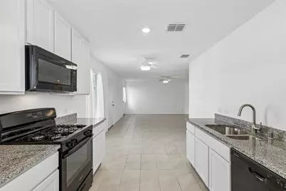 7204 Gray Wolf Lane, McKinney, TX 75071 - Photo 4