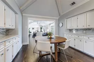 17011 Graystone Dr, Dallas, TX 75248 - Photo 10