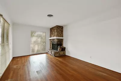 6561 Axton Lane, Dallas, TX 75214 - Photo 18