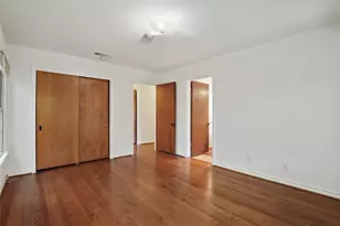 6561 Axton Ln, Dallas, TX 75214 - Photo 30