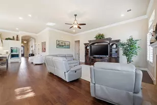 100 Waterfall Ct, Colleyville, TX 76034 - Photo 10