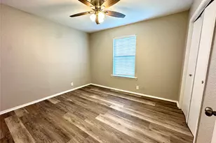 504 Bales St, Cleburne, TX 76033 - Photo 6