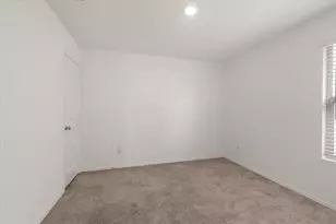 340 Red Rock Trl, Fort Worth, TX 76052 - Photo 14